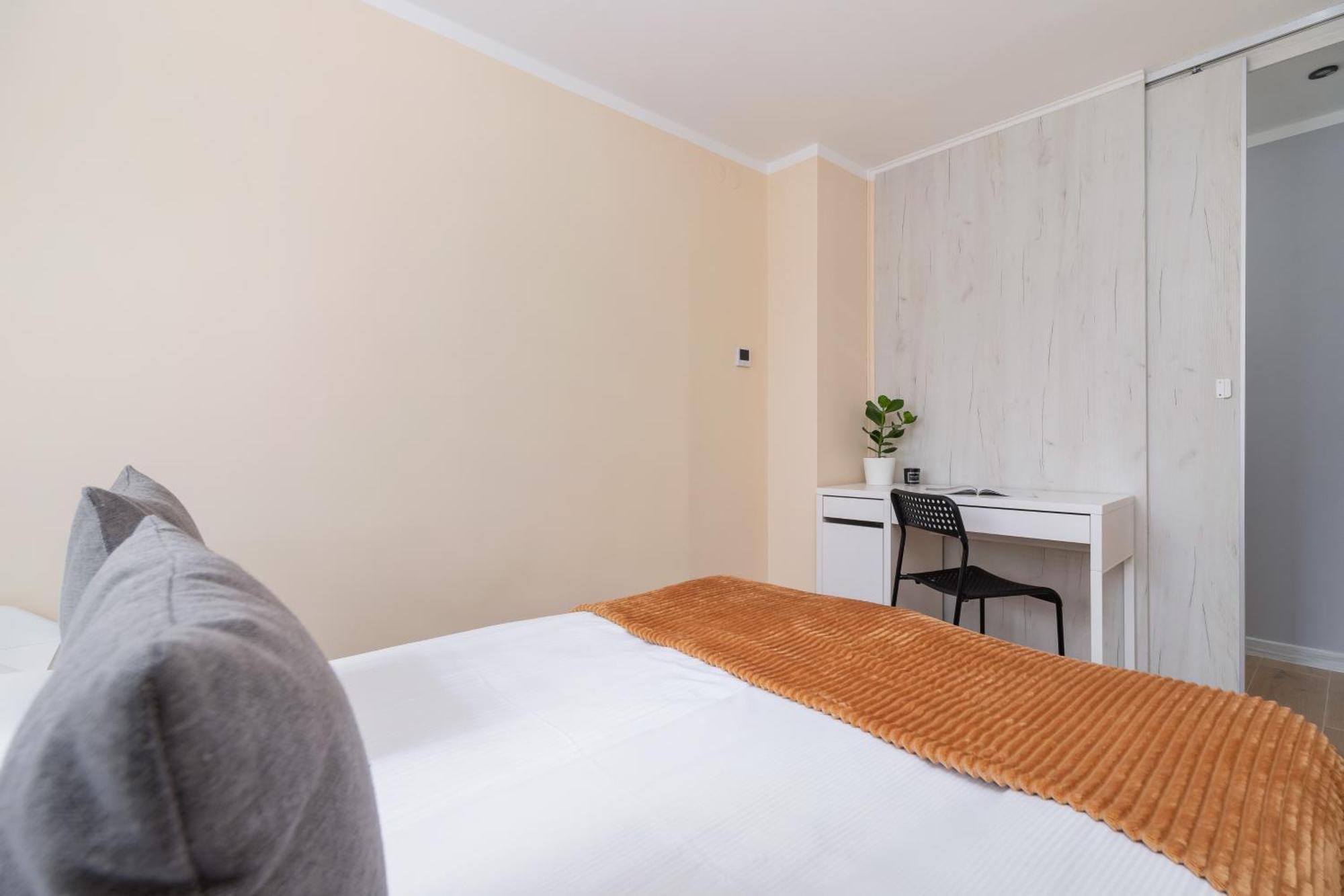 Cosy And Comfortable In By Renters * Krakow